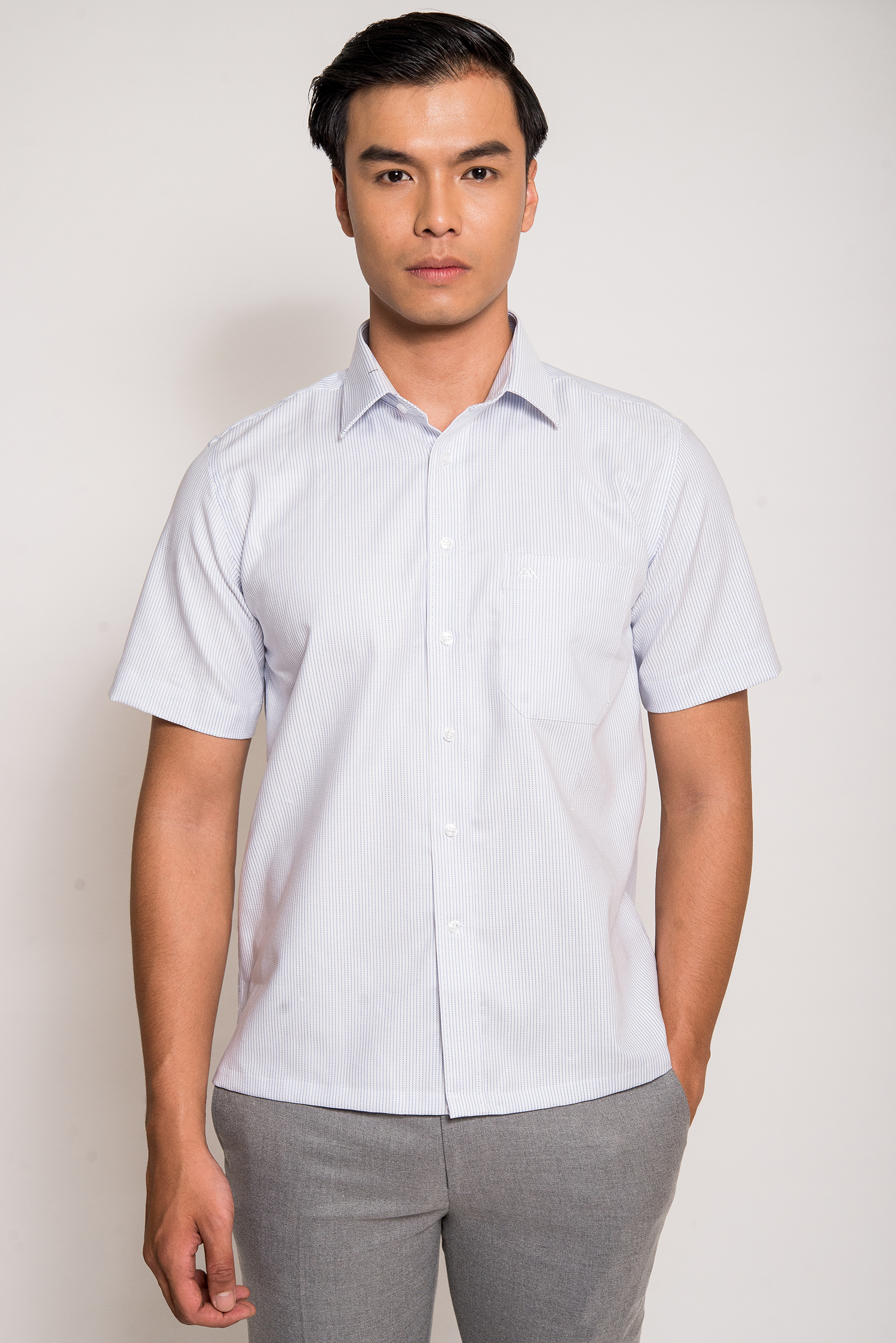 Sơ Mi Trắng Sọc Xanh Dọc Mịn Casual Vạt Ngang - HẾT HÀNG