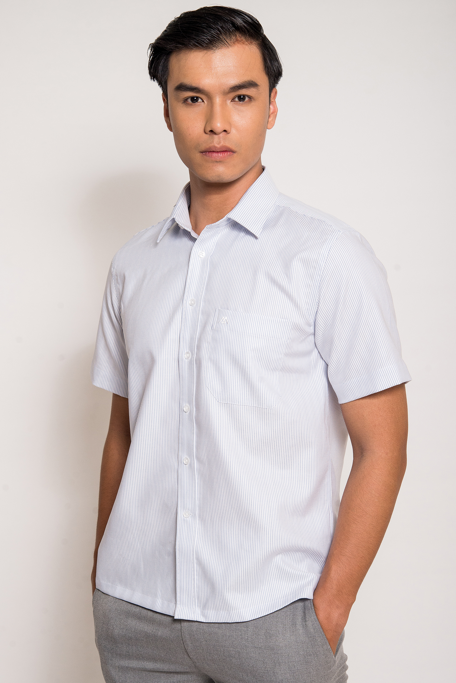 Sơ Mi Trắng Sọc Xanh Dọc Mịn Casual Vạt Ngang - HẾT HÀNG