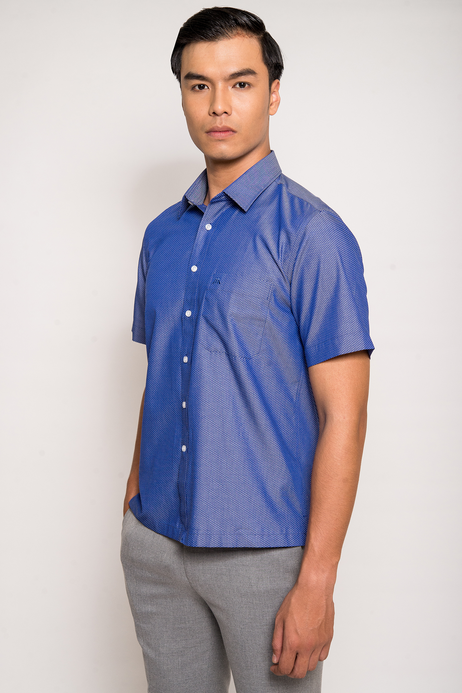 Sơ Mi ngắn tay Casual vạt ngang Xanh đậm chấm bi - HẾT HÀNG