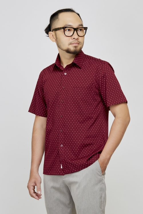Sơ mi nam Ngắn tay - Casual vạt ngang đỏ chấm bi - HẾT HÀNG