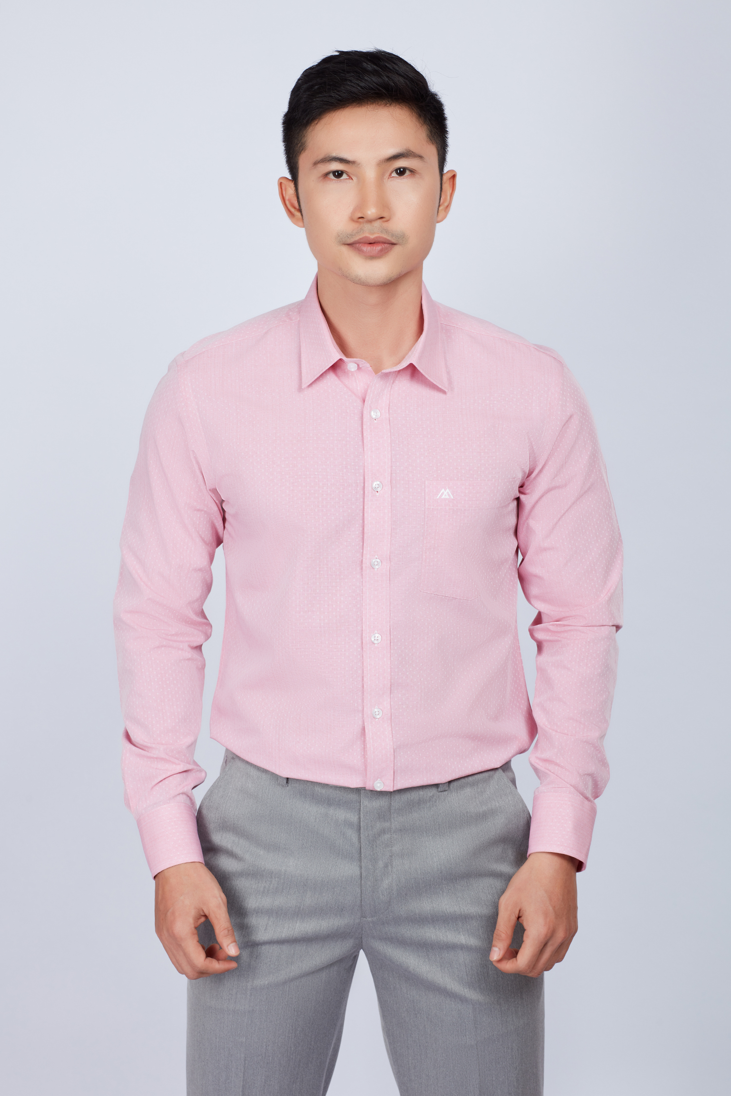 Áo sơ mi nam slim fit dài tay hồng nhẹ chấm bi - HẾT HÀNG
