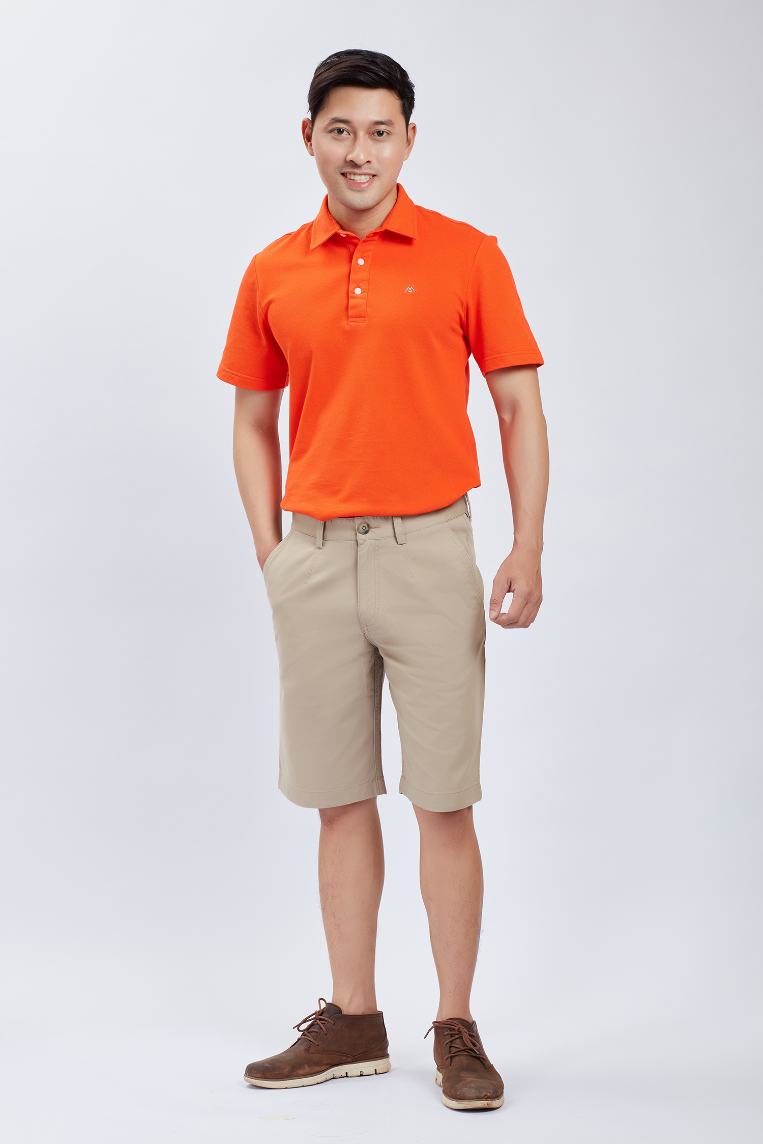Quần short nam vàng sáng da bò