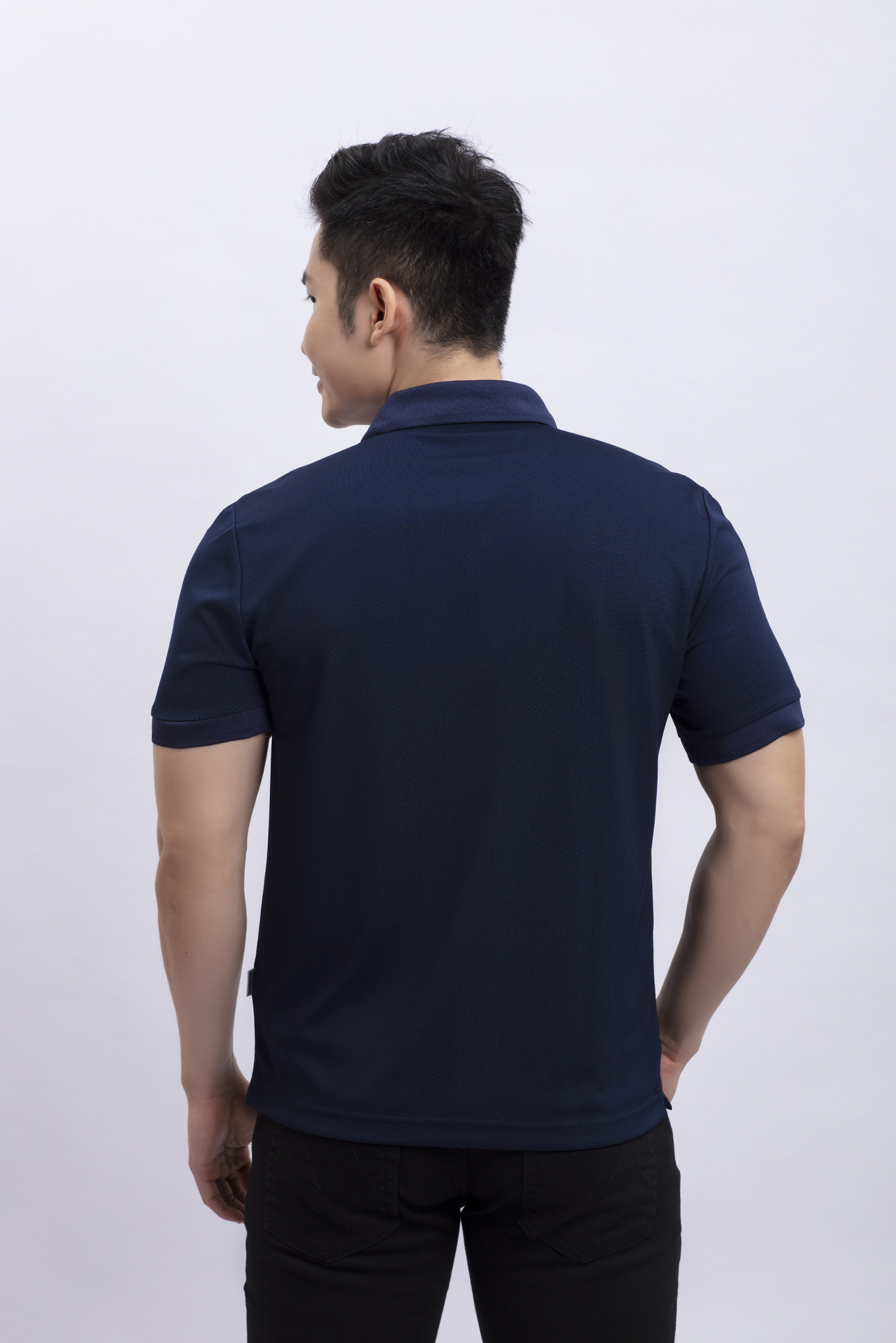 Áo Thun nam Slim Fit ngắn tay xanh đậm - HẾT HÀNG