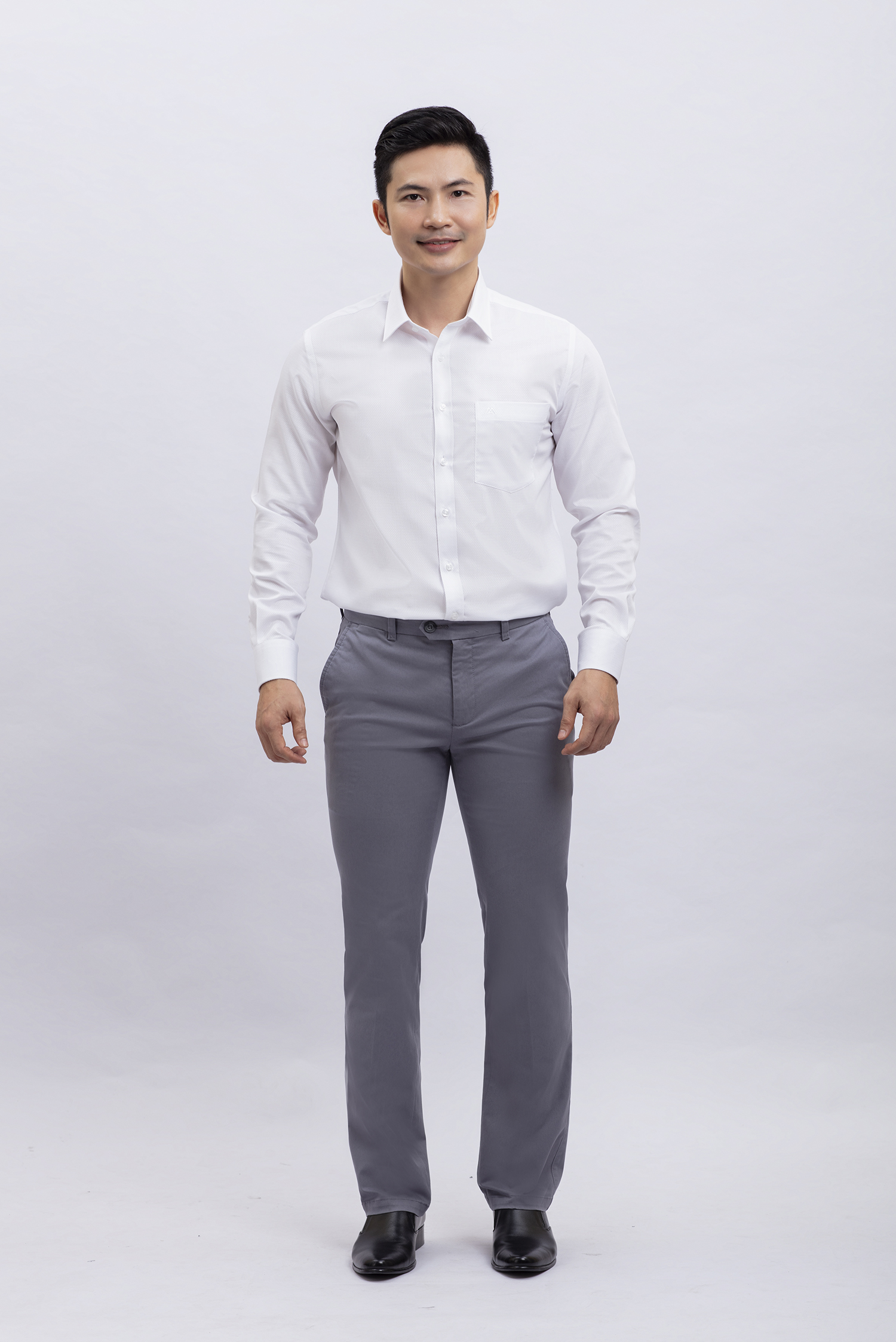 Quần kaki nam Slimfit màu xám - HẾT HÀNG