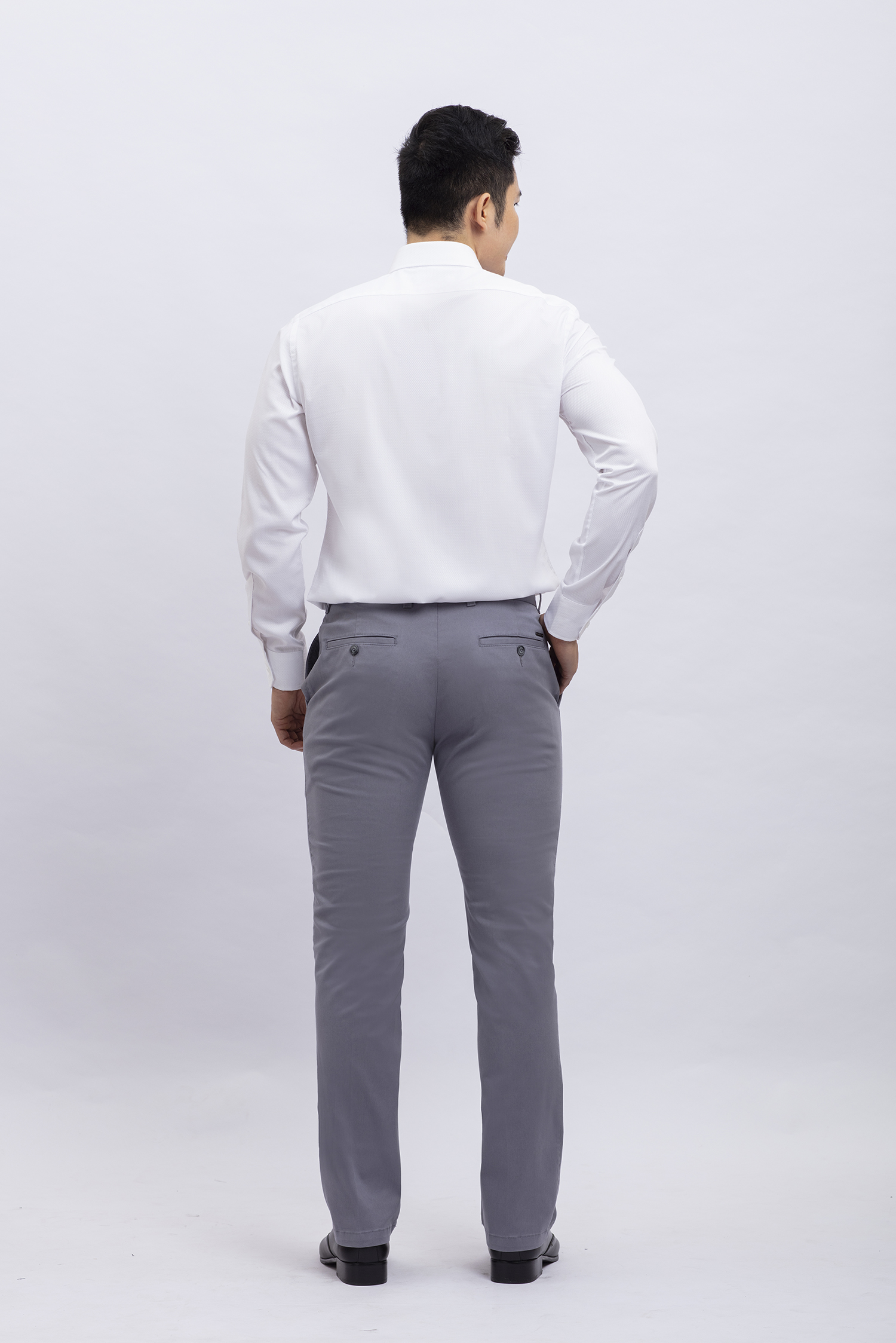 Quần kaki nam Slimfit màu xám - HẾT HÀNG