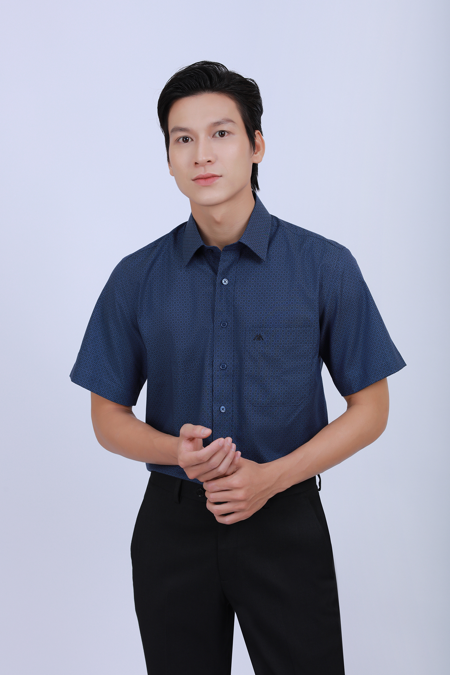 Sơ mi nam ngắn tay - Casual vạt ngang, hoa văn xanh dương