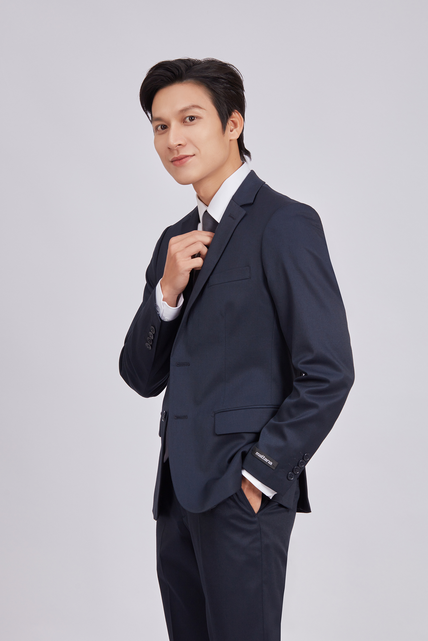 Bộ Veston nam - Slimfit - xẽ 2 tà 2 nút