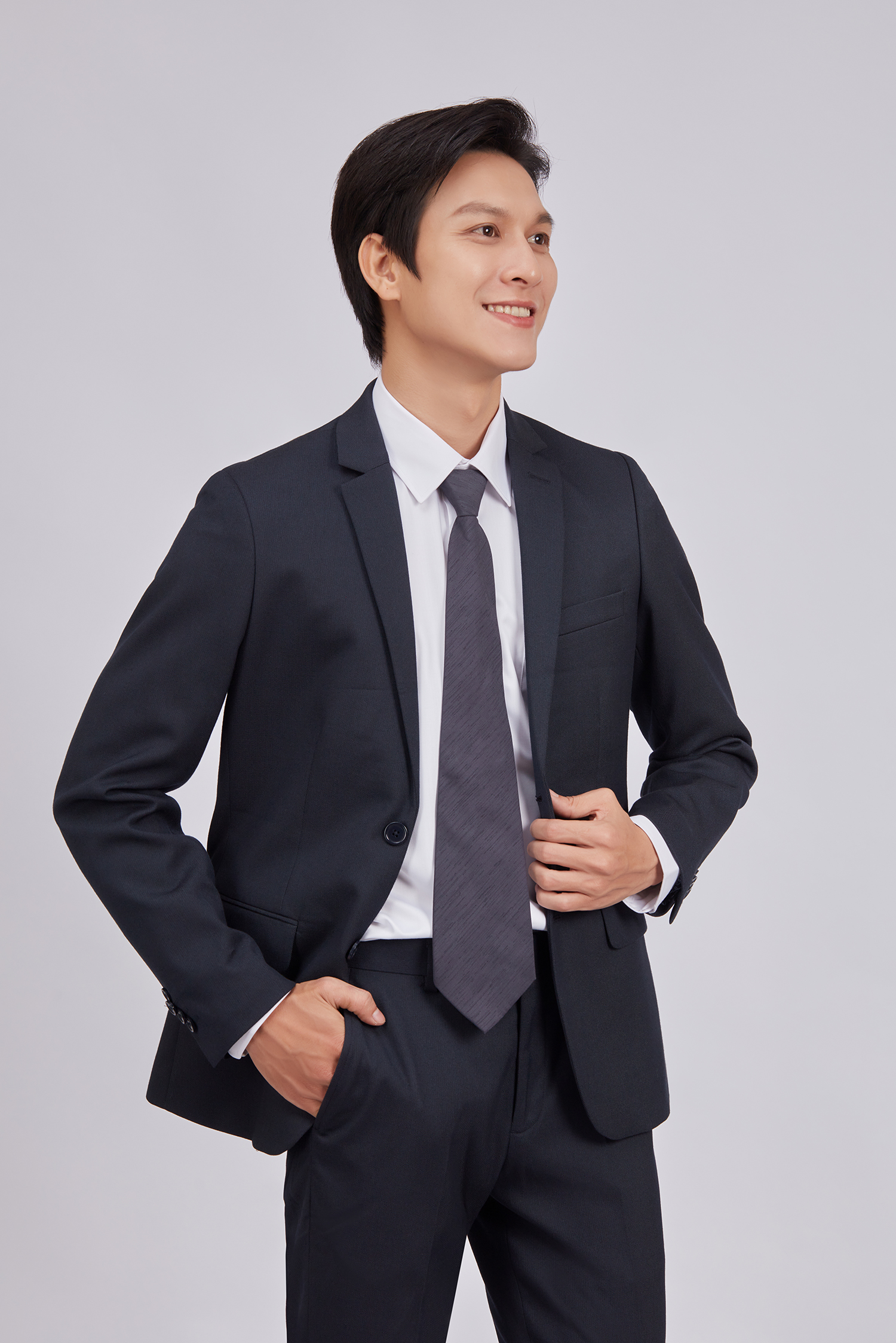 Bộ Veston nam - Slimfit - xẽ 2 tà 2 nút