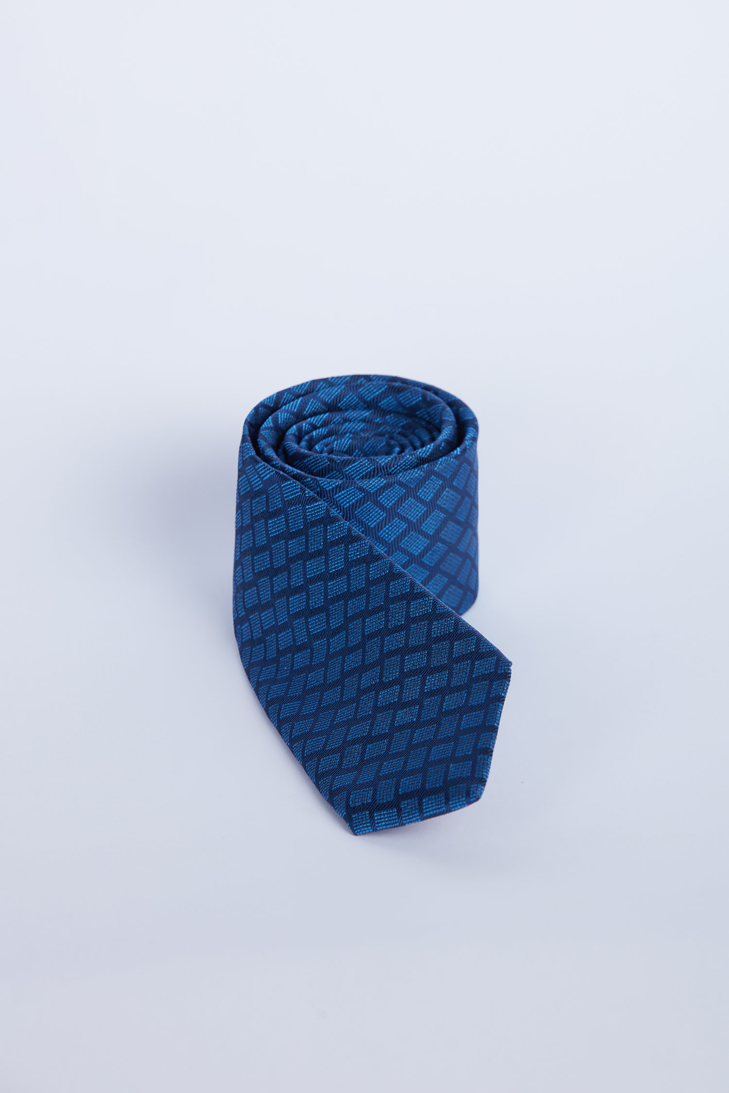 Cà Vạt nam  màu xanh dương caro, to bản 6.5cm