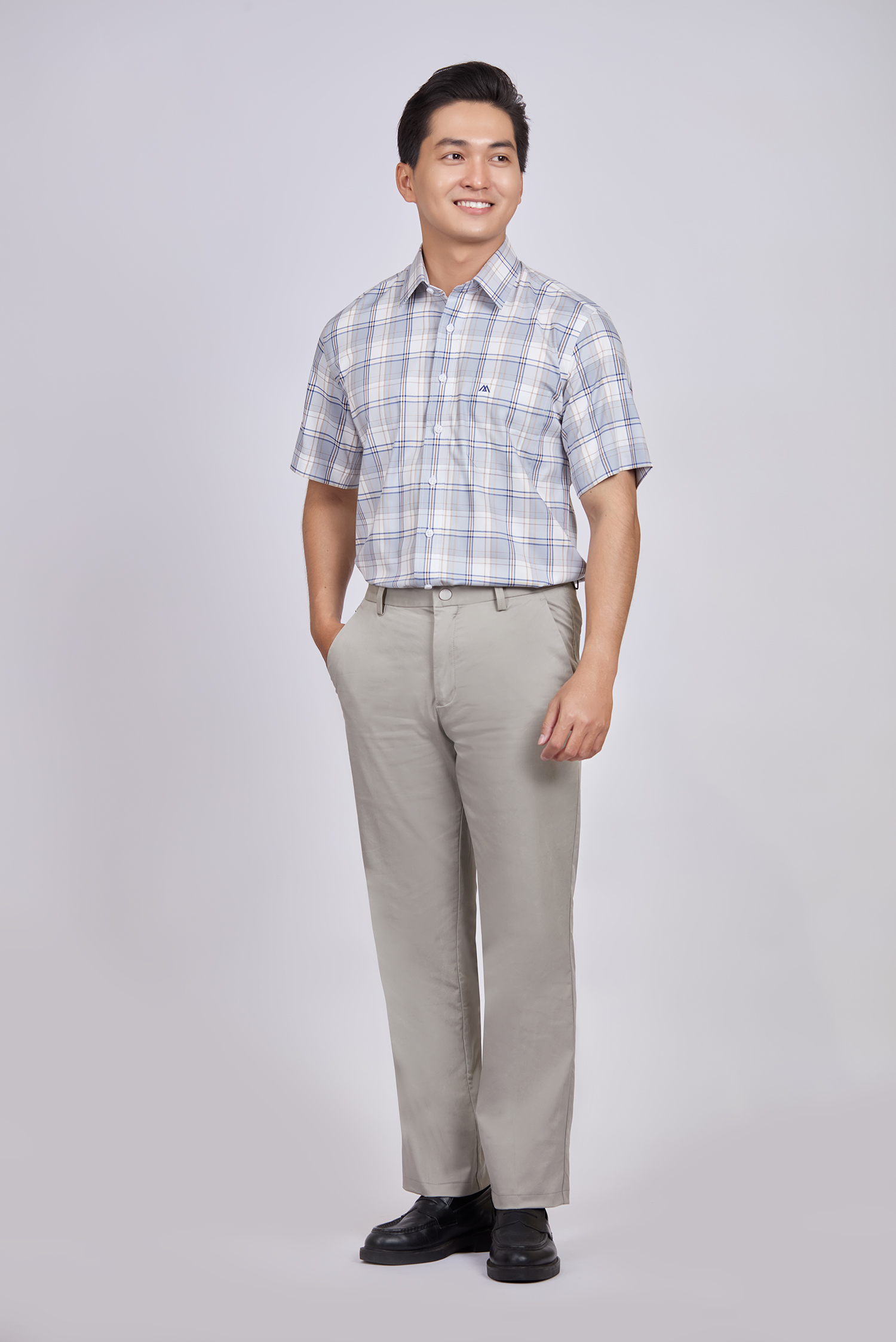 Quần kaki nam không ly - màu xám sáng
