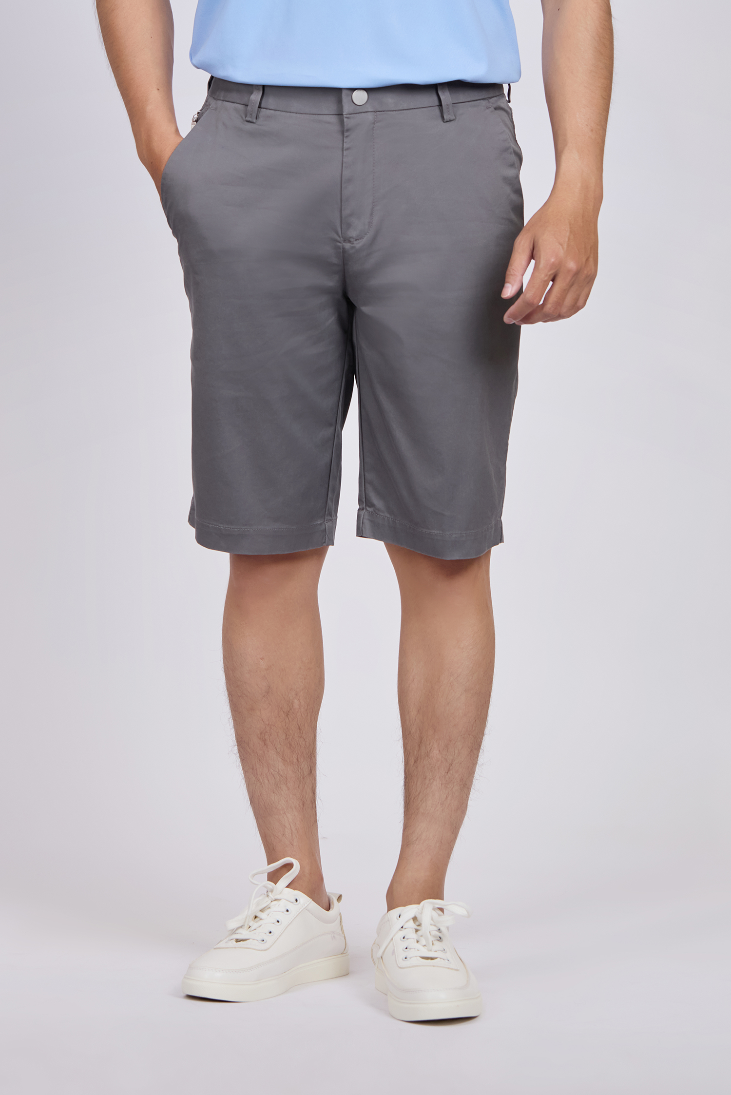 Quần short nam màu xám đậm