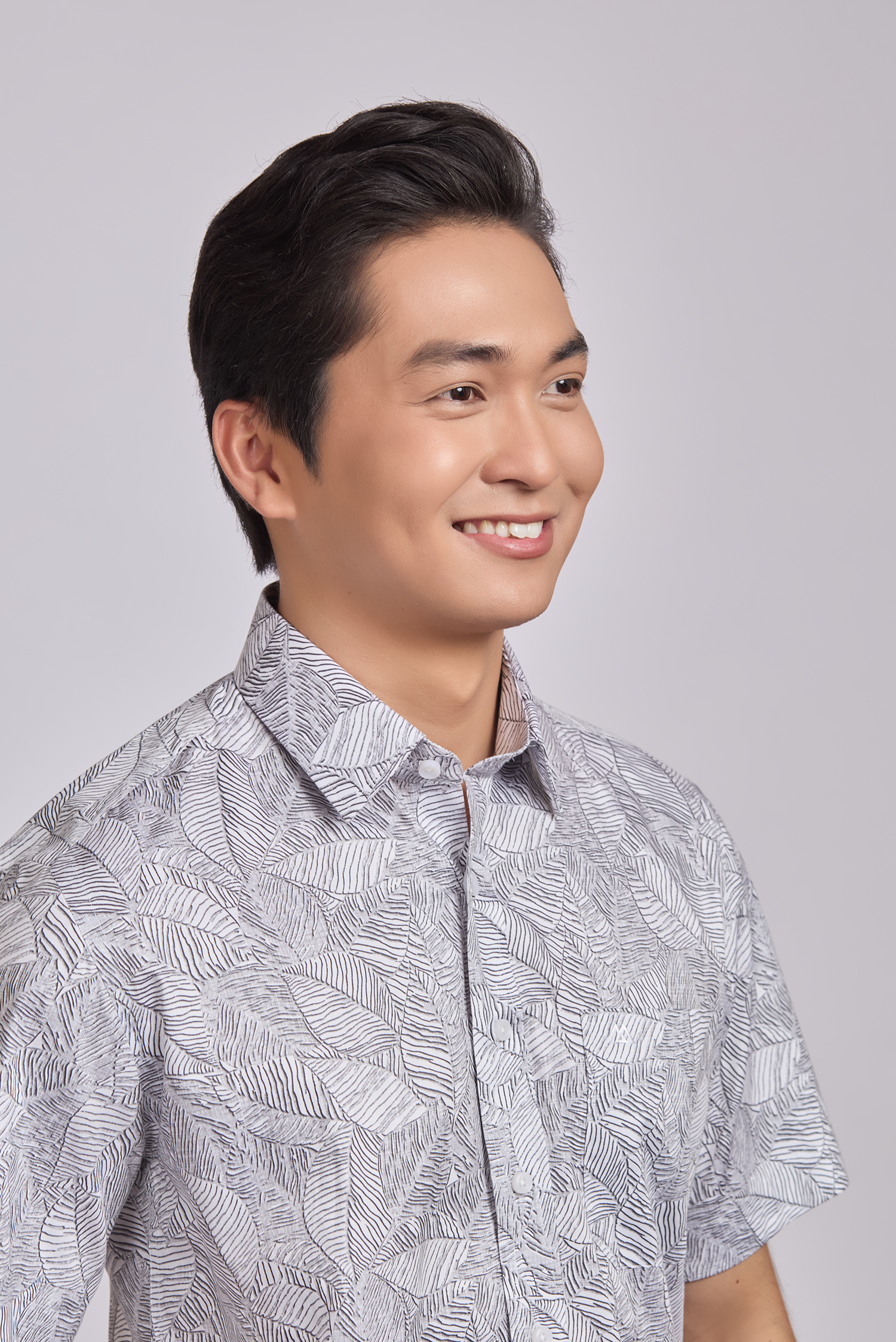 Sơ mi nam ngắn tay Casual - vạt ngang