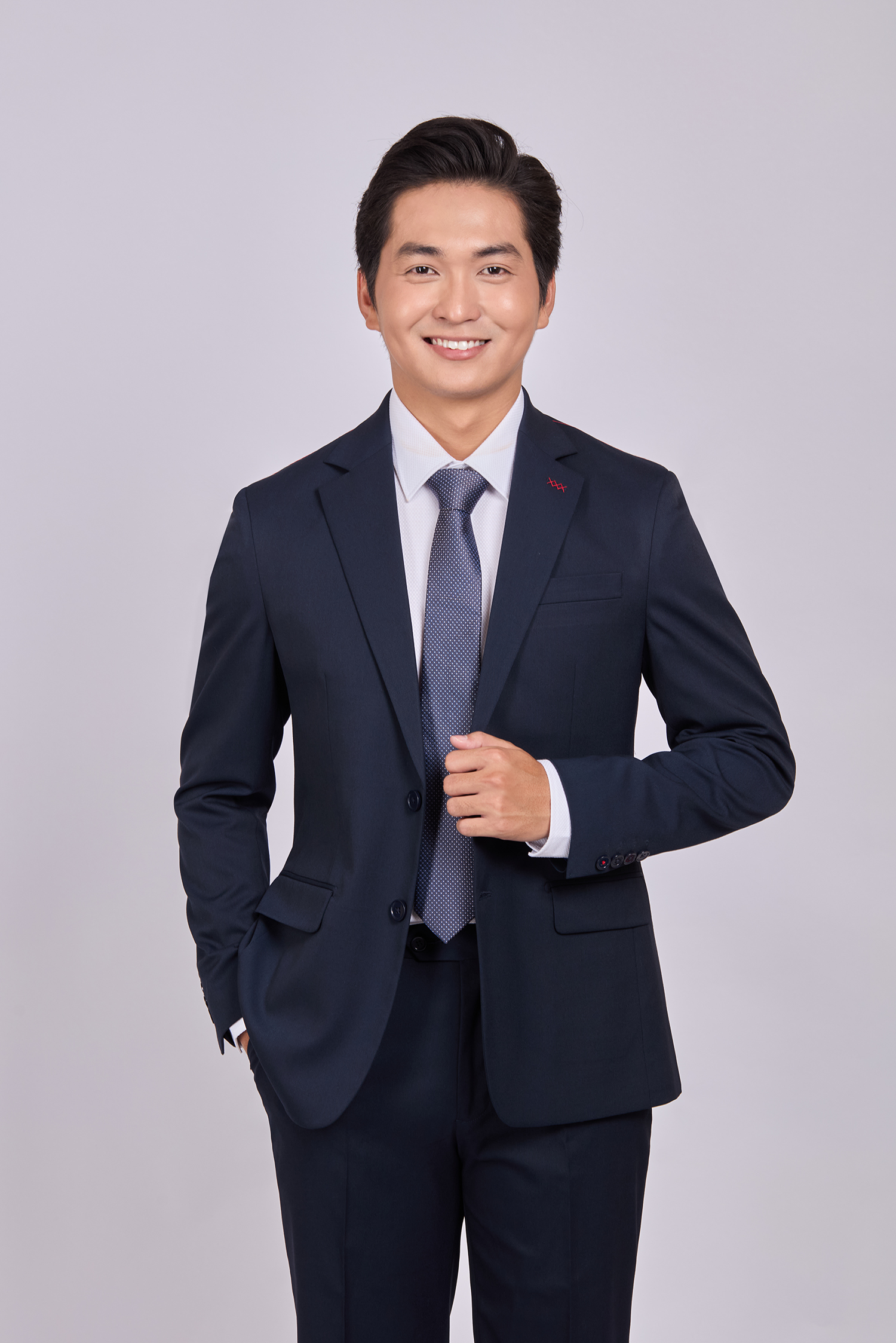 Bộ Veston nam - Classic - xẽ 2 tà 2 nút - Xanh đen trơn