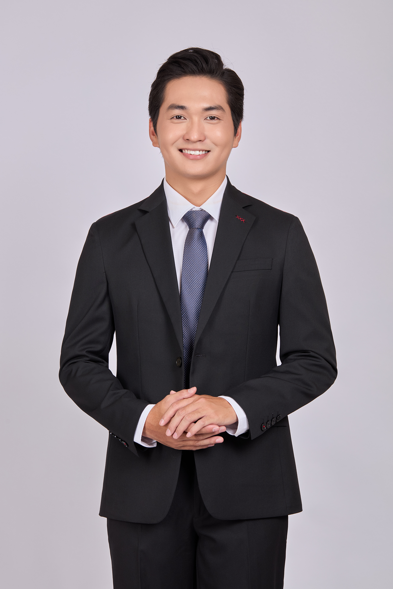 Bộ Veston nam - Slimfit - xẽ 2 tà 2 nút - Đen trơn